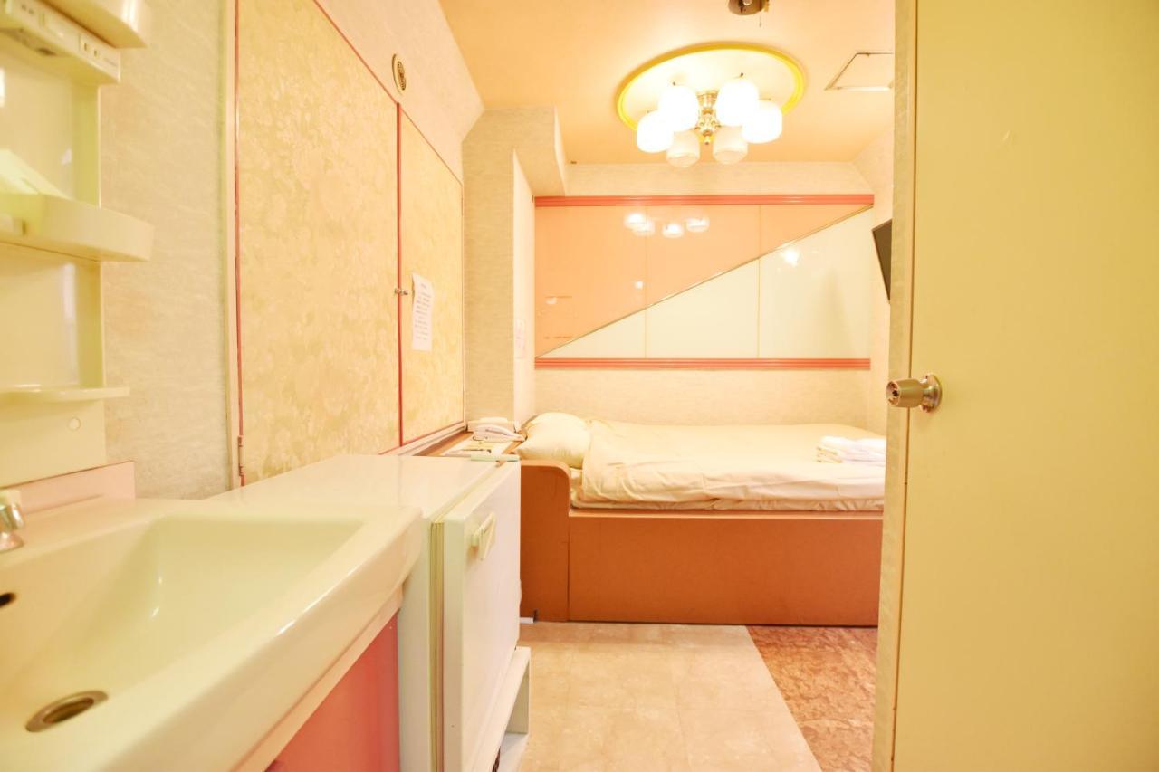 Hotel San Marco (Adults Only) Tokyo Exterior photo